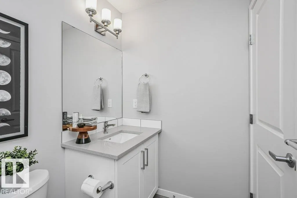 #52 320 SECORD BV NW