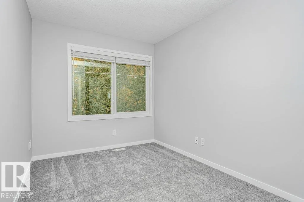 #52 320 SECORD BV NW