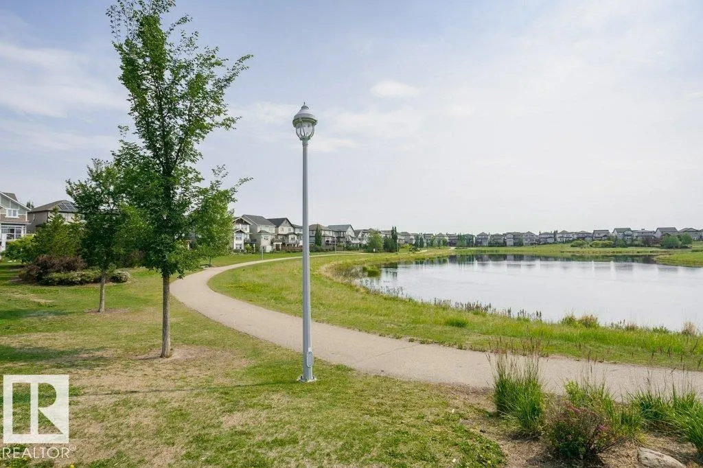 #52 320 SECORD BV NW
