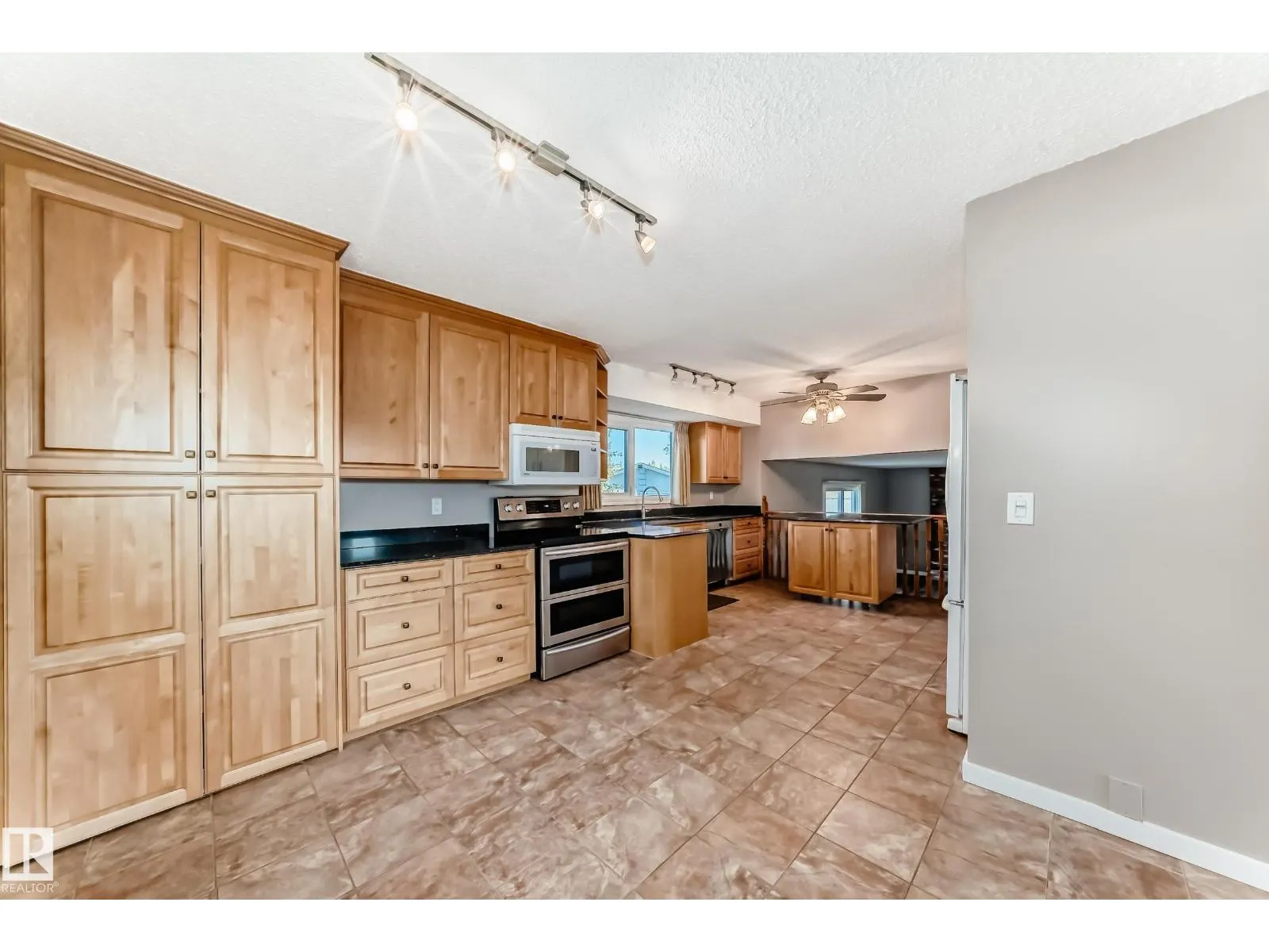 88 HOMESTEAD CR NW