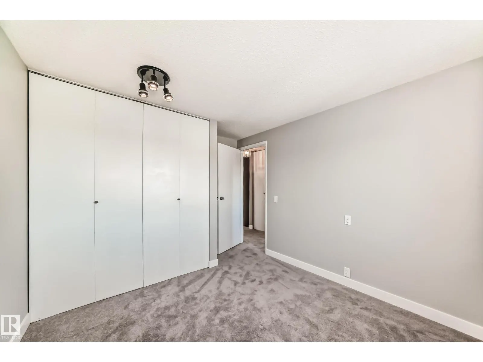 88 HOMESTEAD CR NW