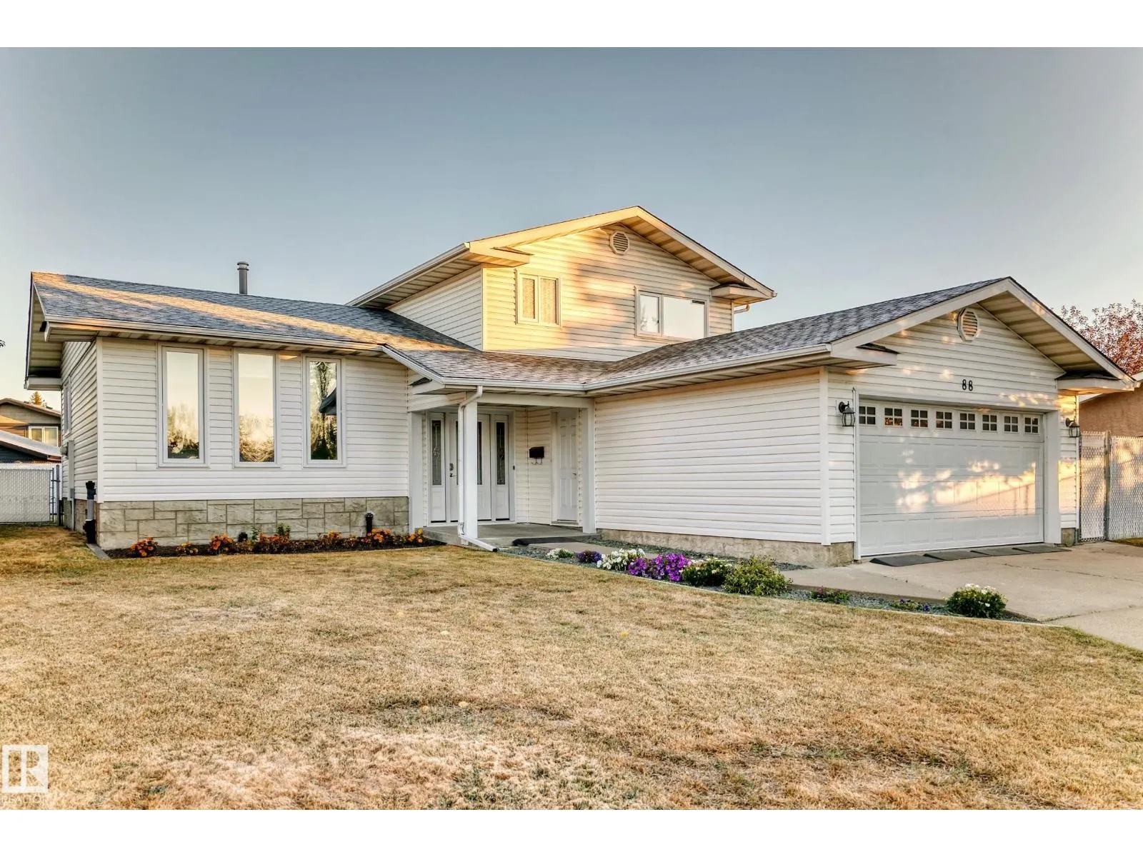 88 HOMESTEAD CR NW