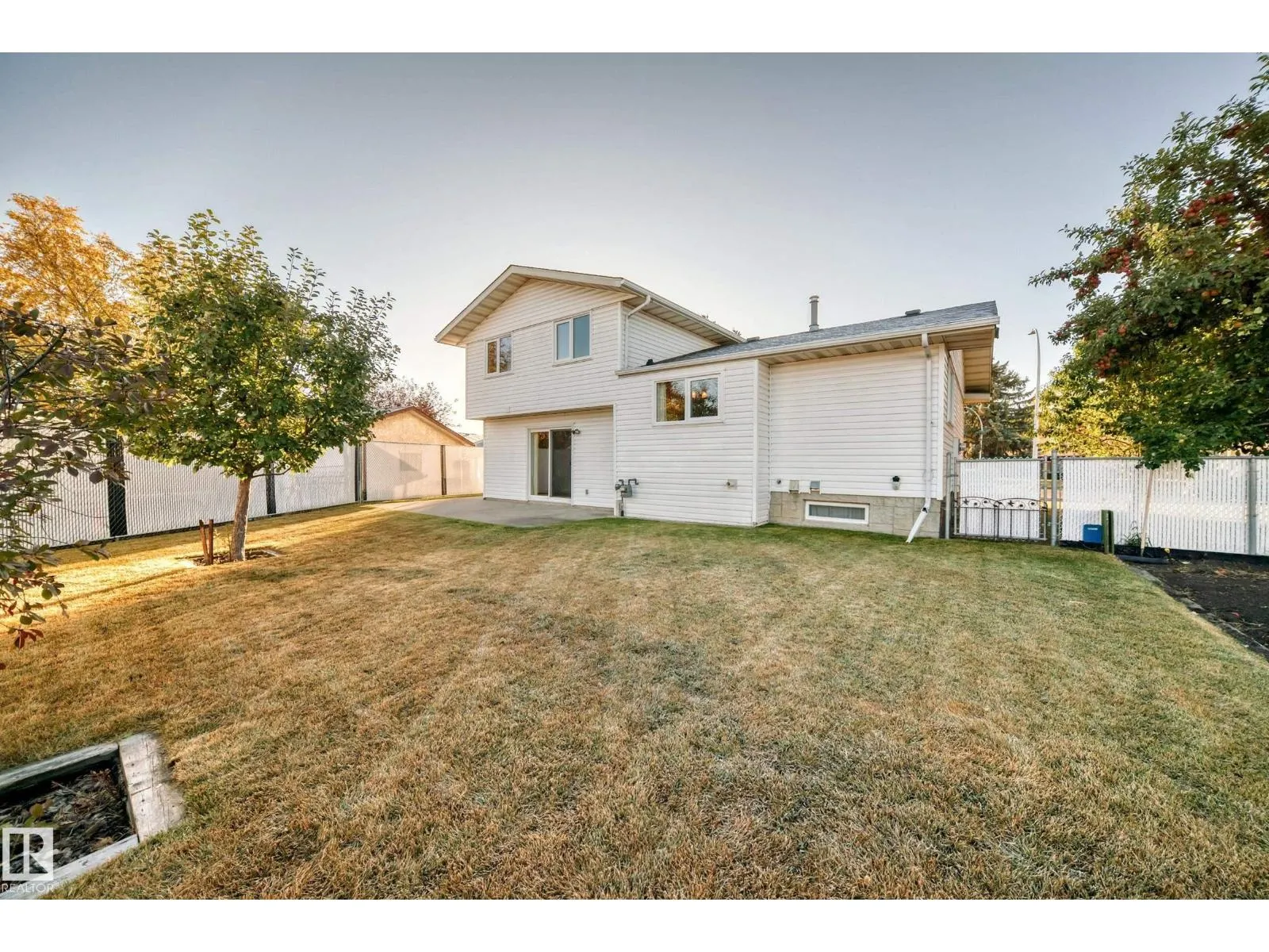 88 HOMESTEAD CR NW