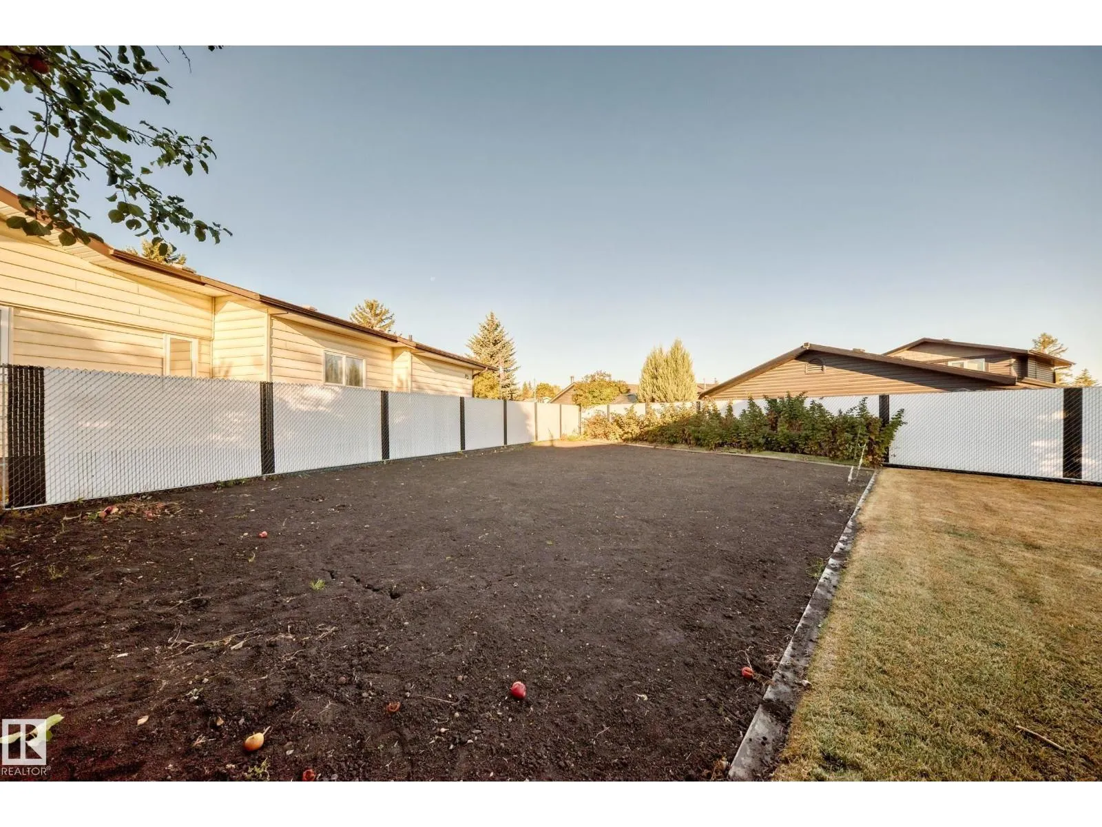88 HOMESTEAD CR NW