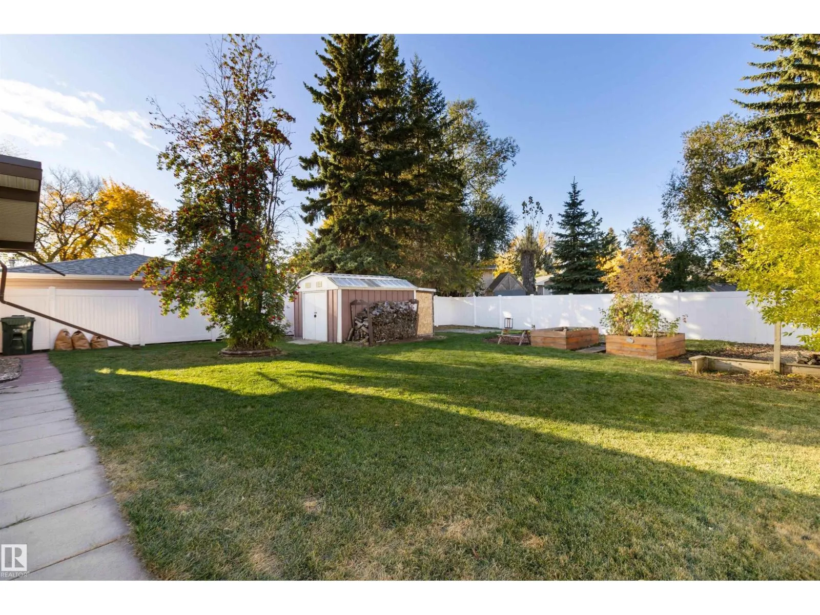 31 Curlew CR