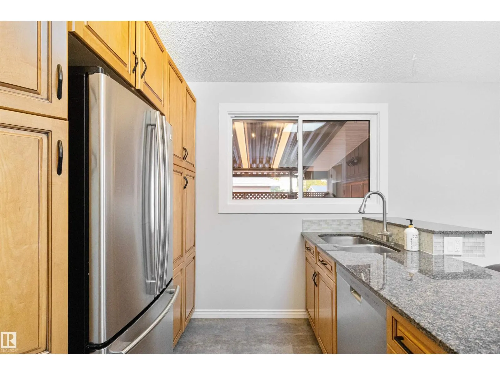 31 Curlew CR