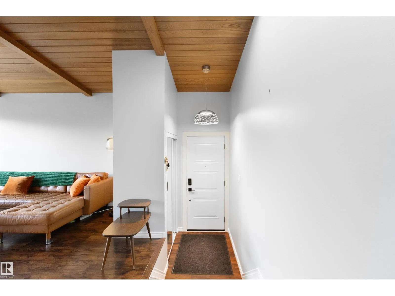 31 Curlew CR
