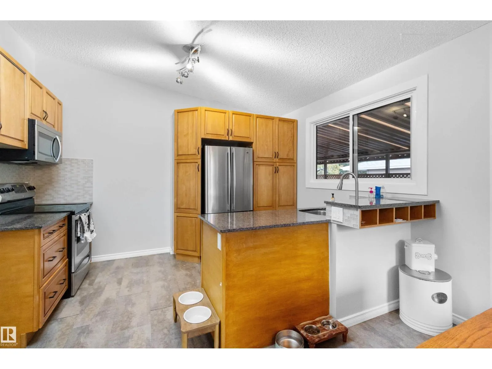 31 Curlew CR