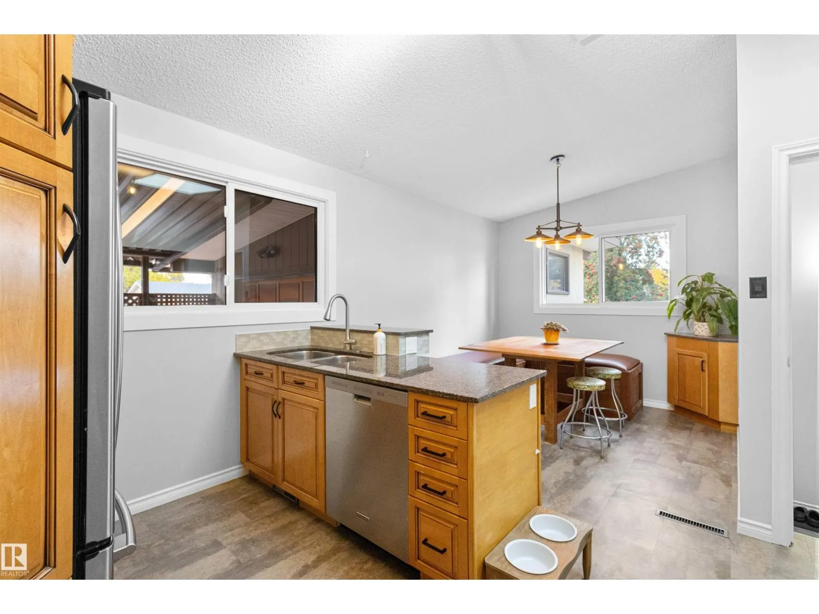 31 Curlew CR
