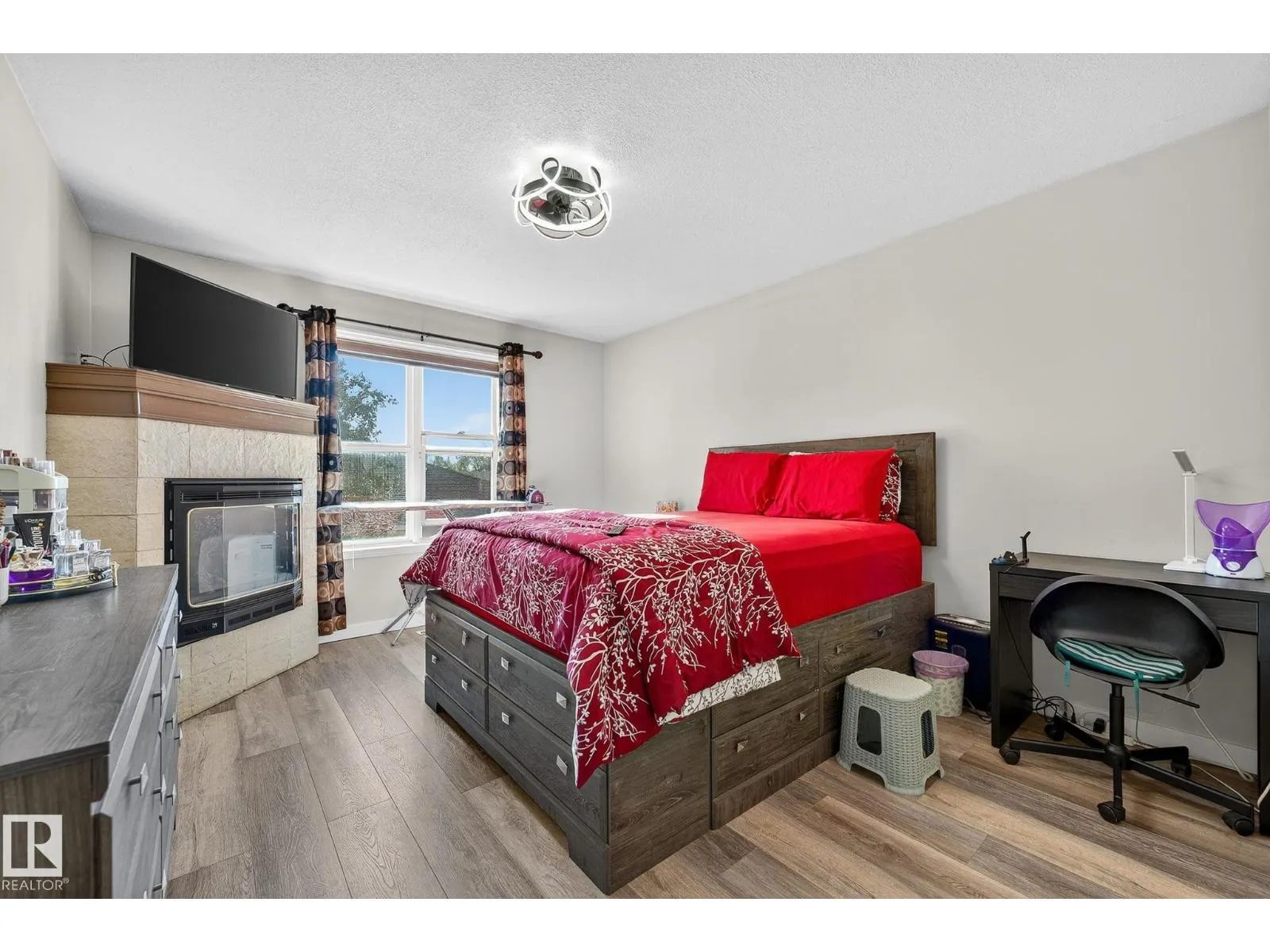 #3 1920 MILLWOODS RD E NW