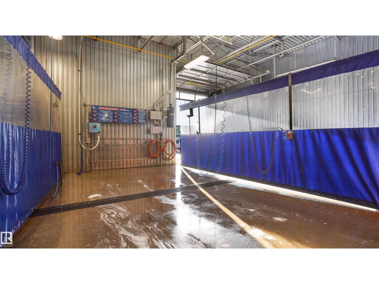 4381 167 AV NW