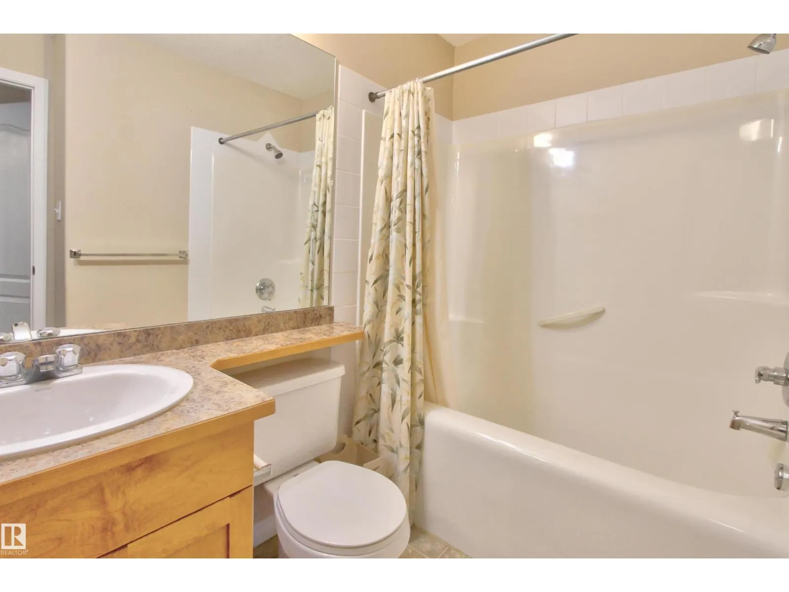 #319 155 EDWARDS DR SW
