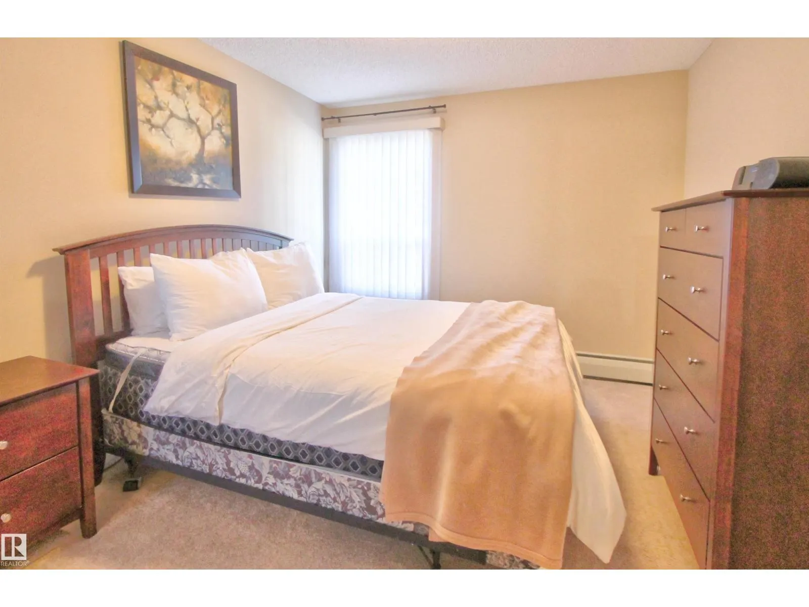 #319 155 EDWARDS DR SW
