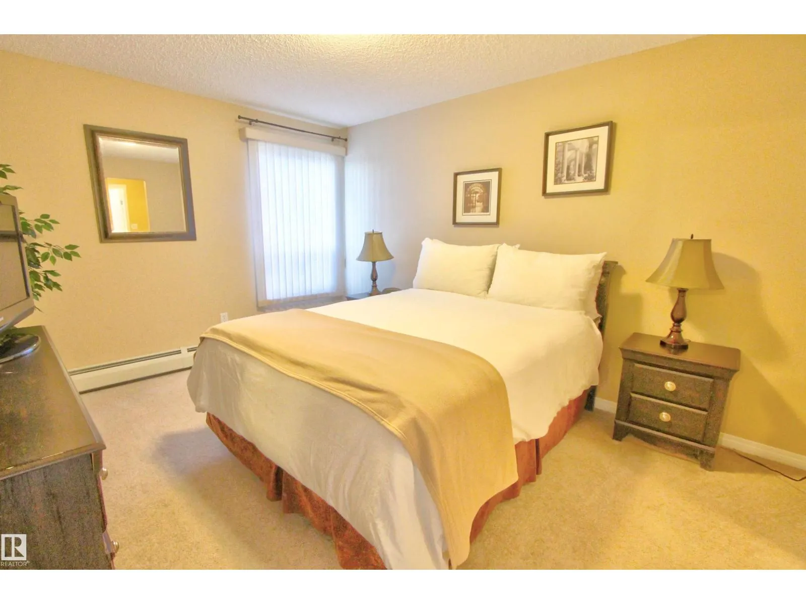 #319 155 EDWARDS DR SW