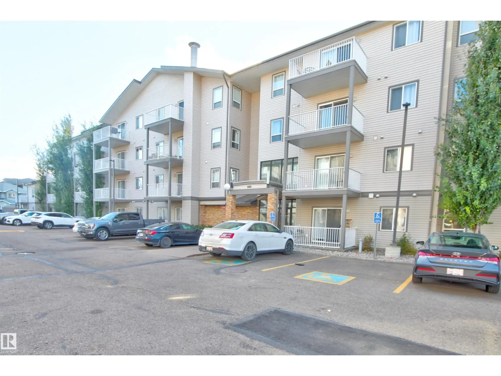 #319 155 EDWARDS DR SW