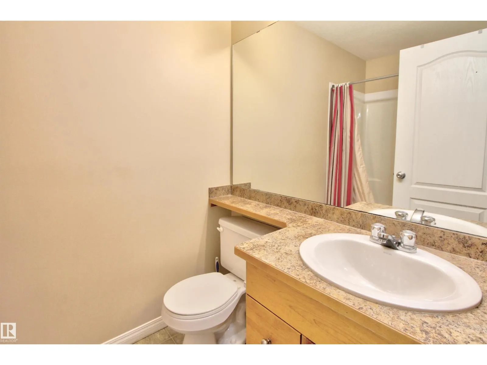 #319 155 EDWARDS DR SW
