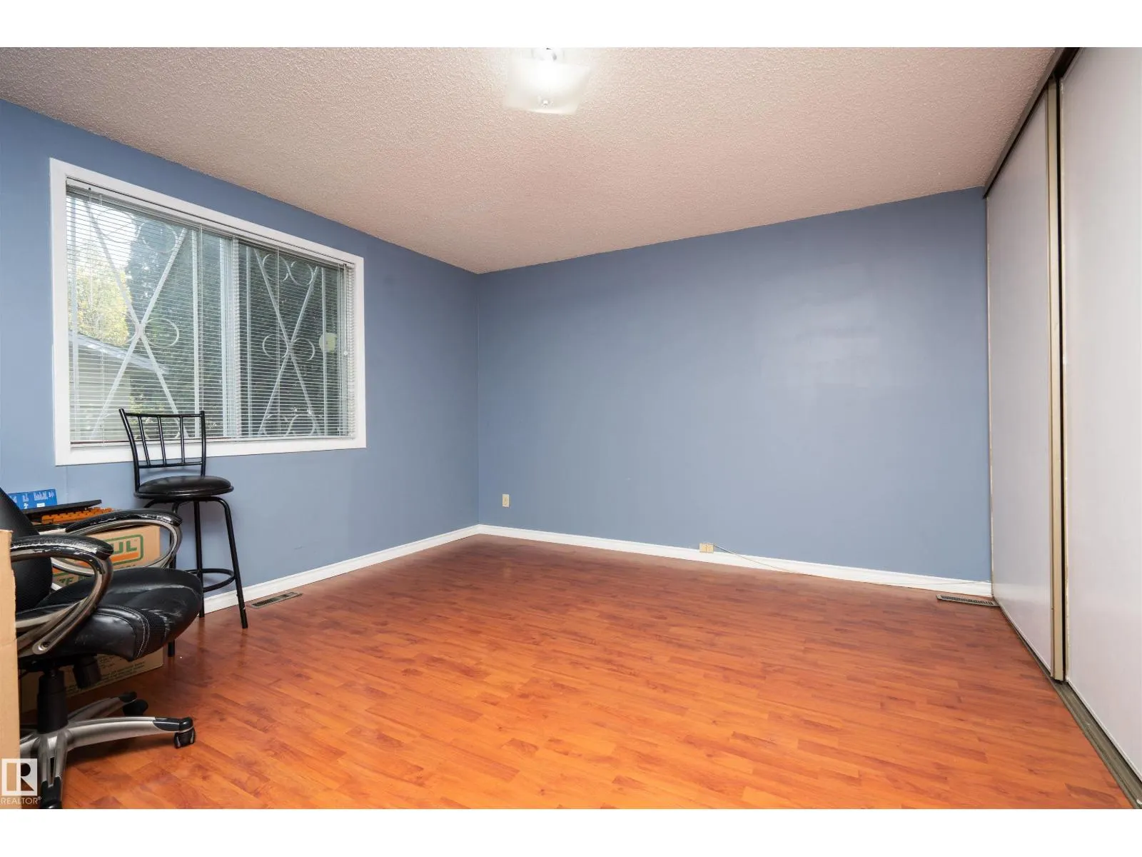 8721 152 ST NW