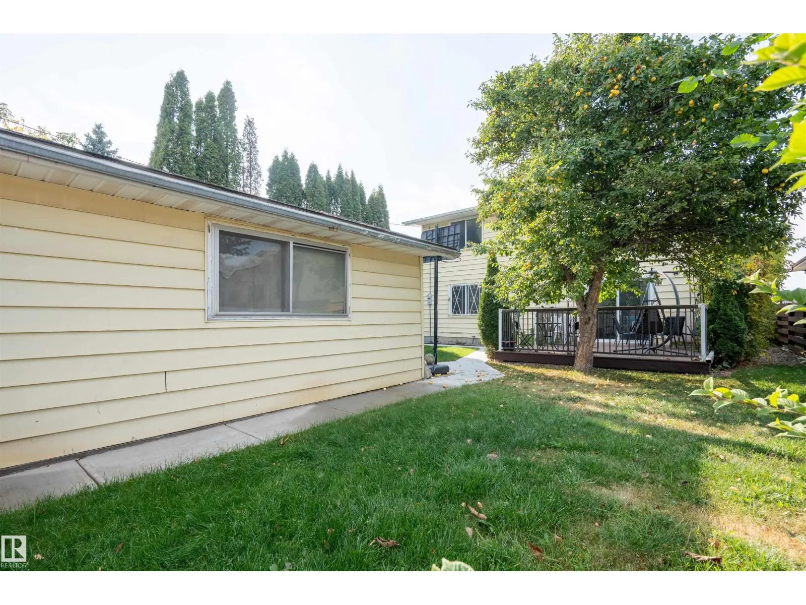 8721 152 ST NW