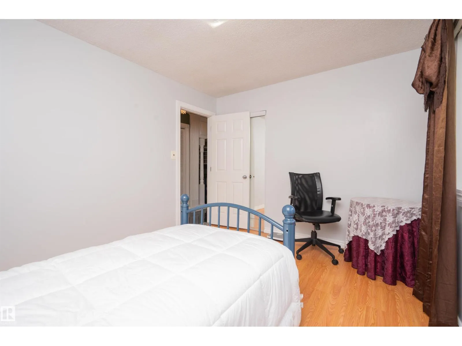 8721 152 ST NW