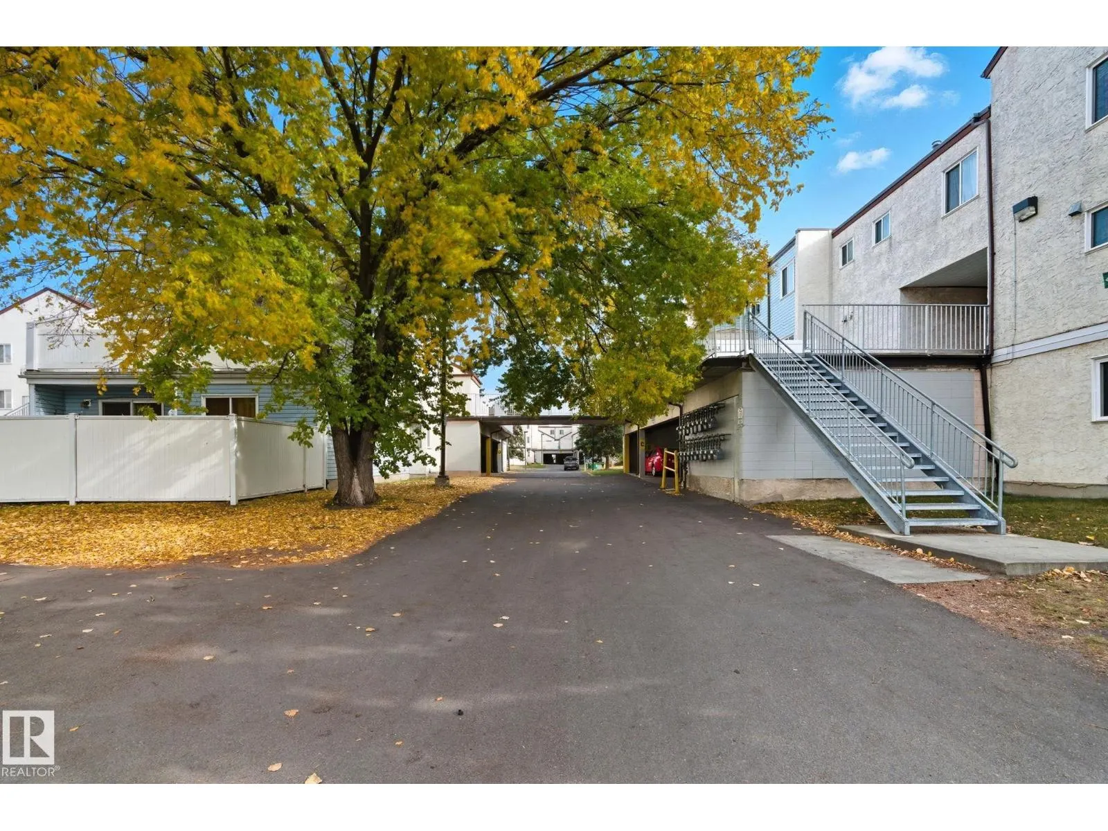 181 LANCASTER TC NW