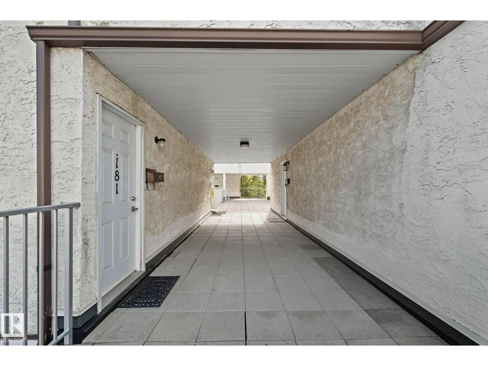 181 LANCASTER TC NW