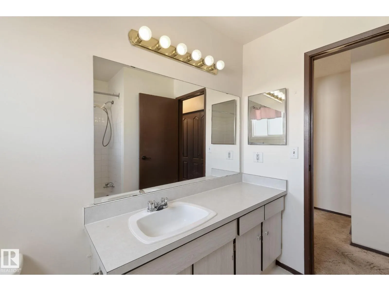 181 LANCASTER TC NW