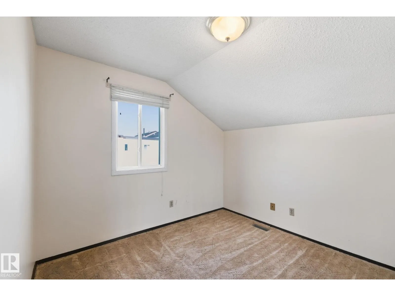 181 LANCASTER TC NW