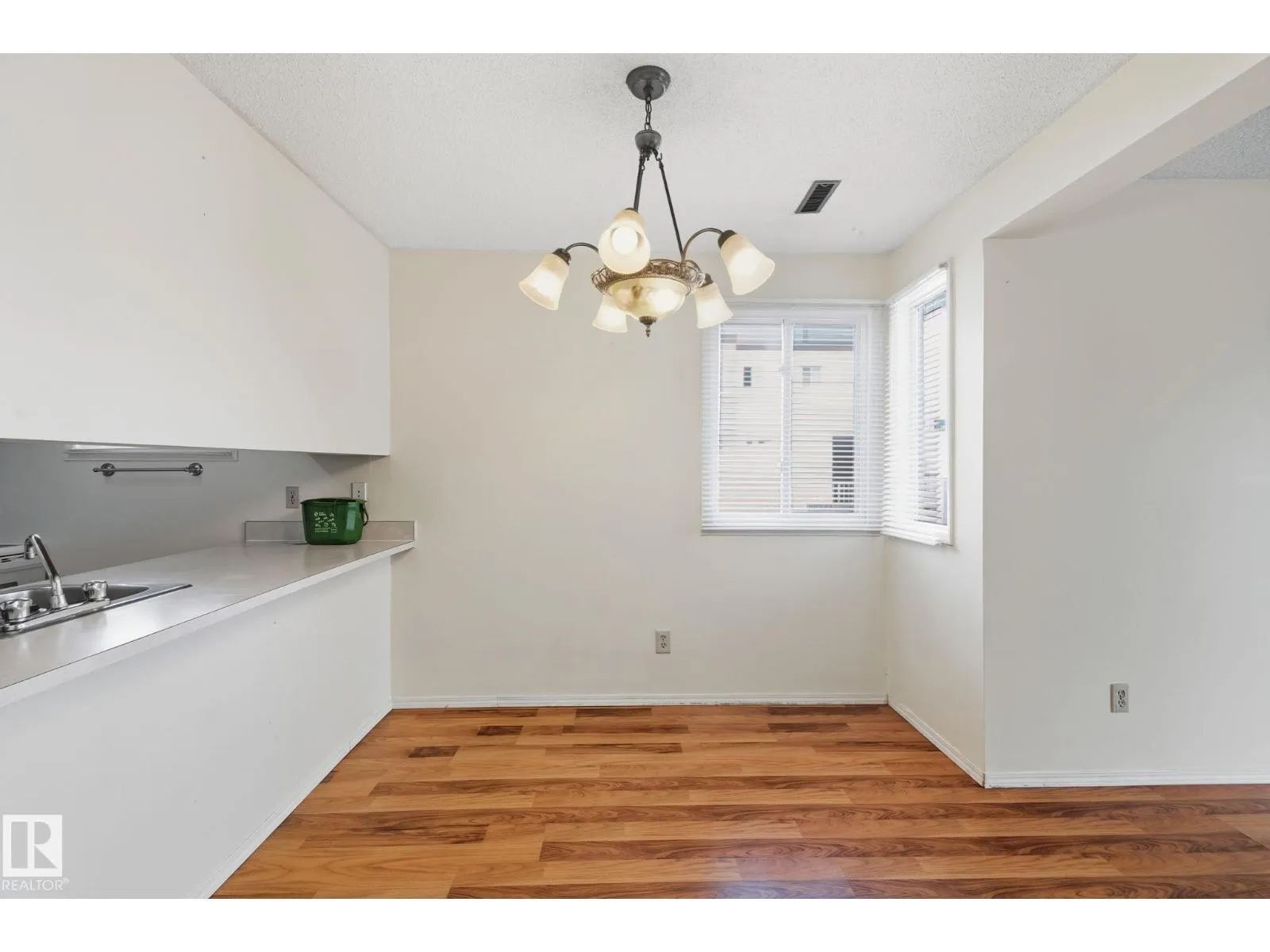 181 LANCASTER TC NW
