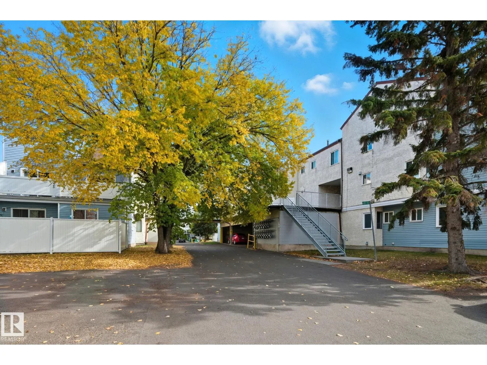 181 LANCASTER TC NW