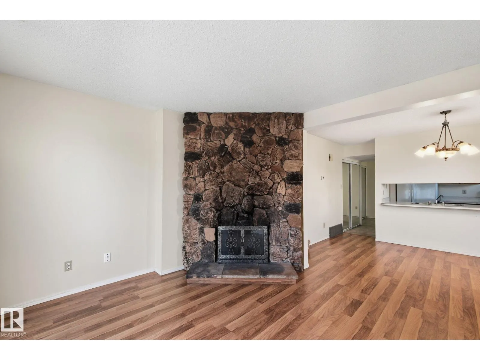 181 LANCASTER TC NW