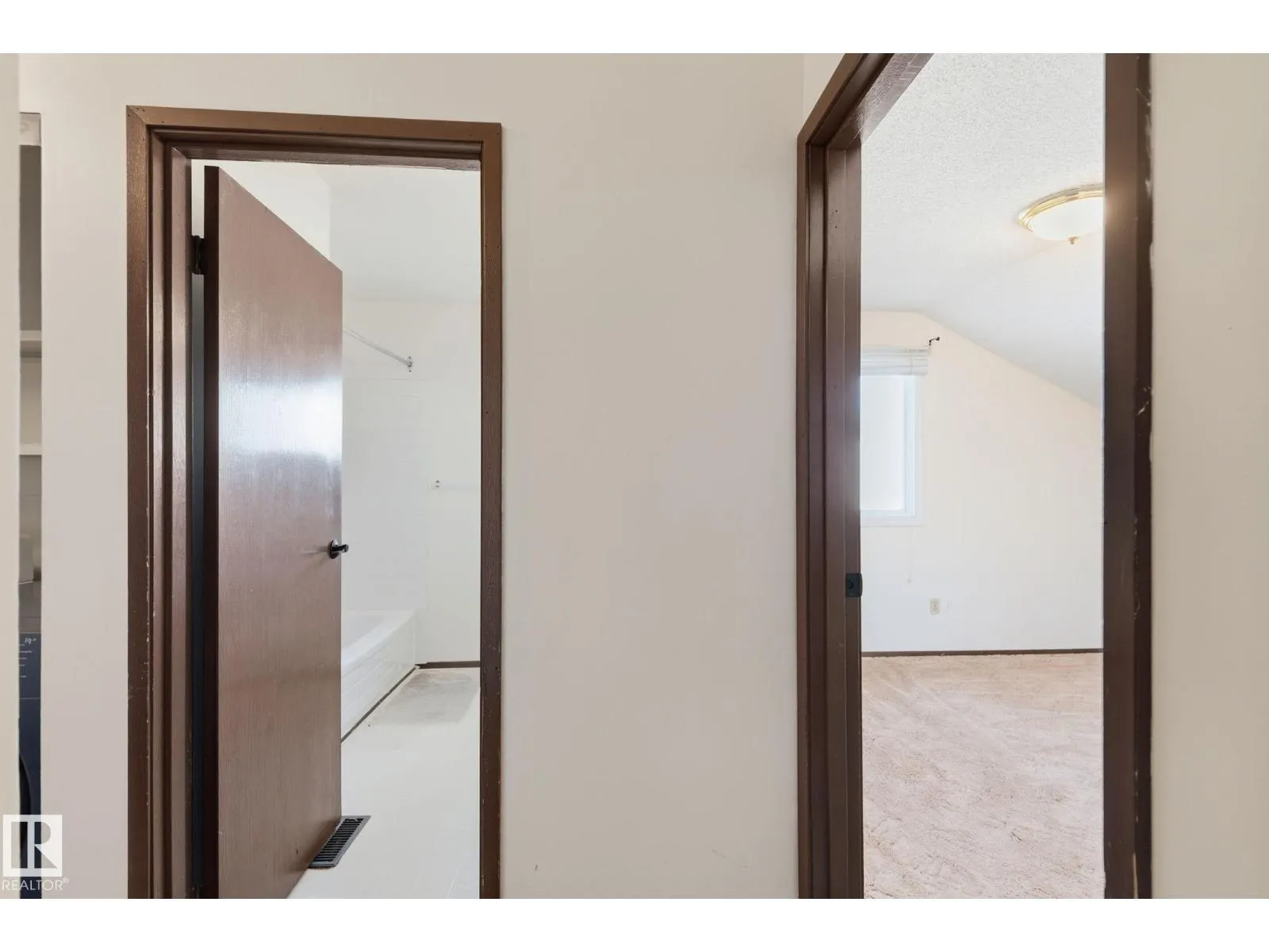 181 LANCASTER TC NW