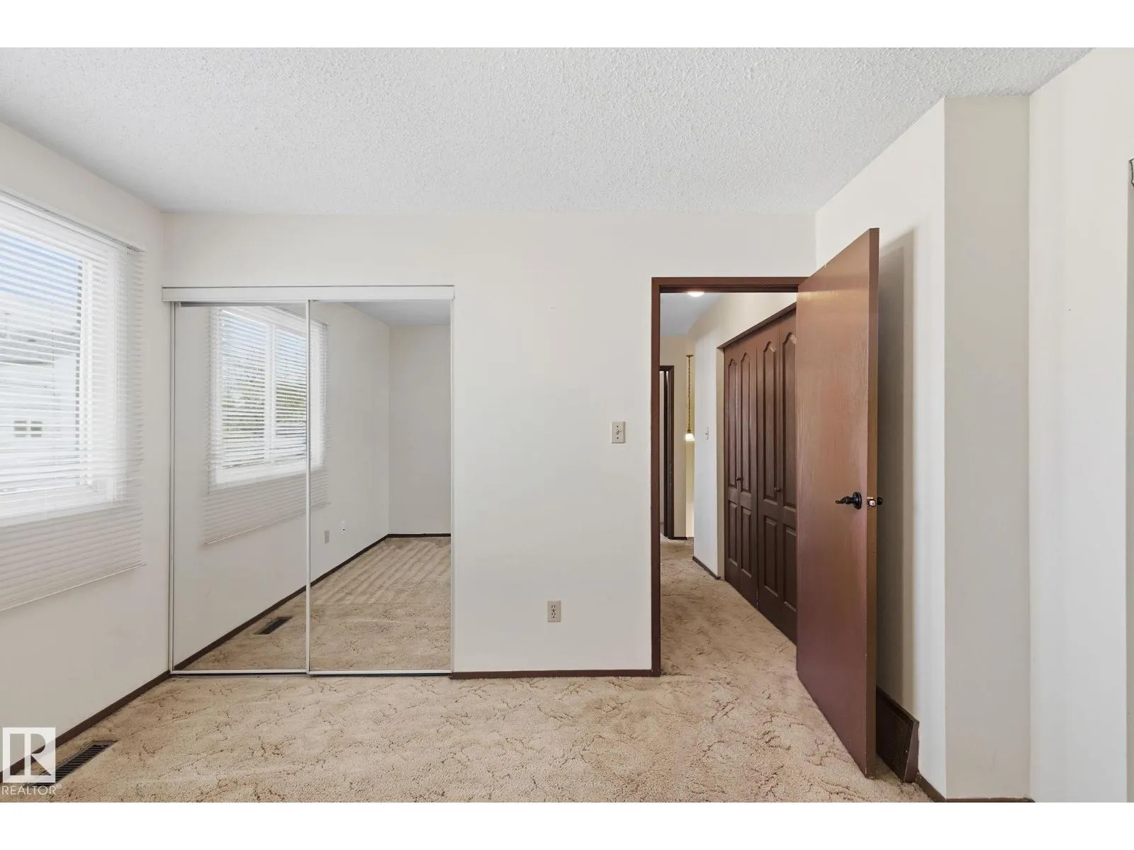 181 LANCASTER TC NW