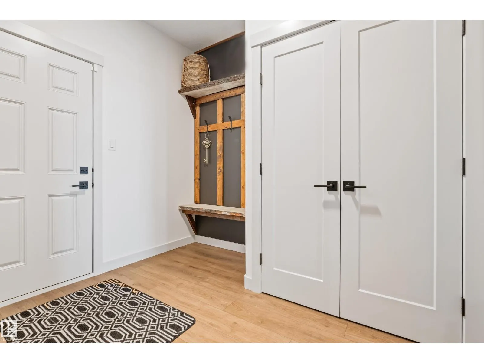 57 SAVOY CR