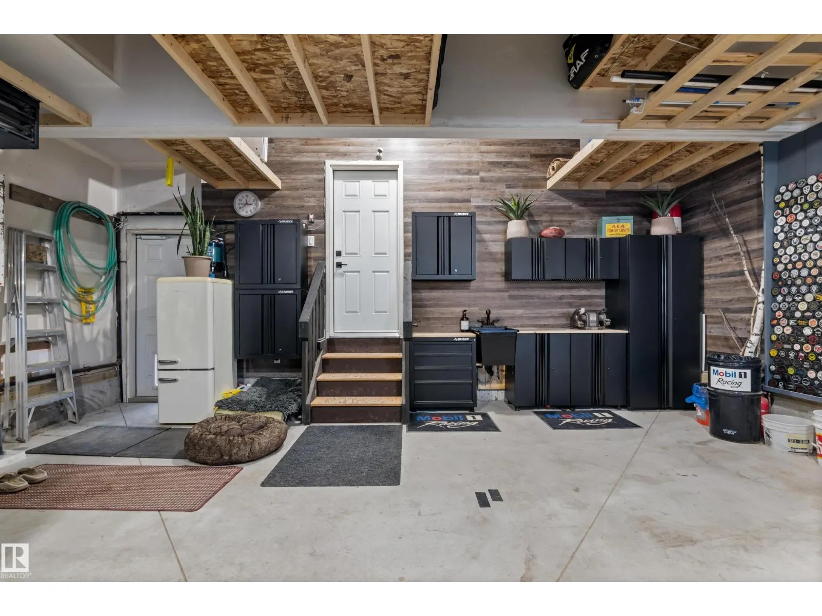 57 SAVOY CR