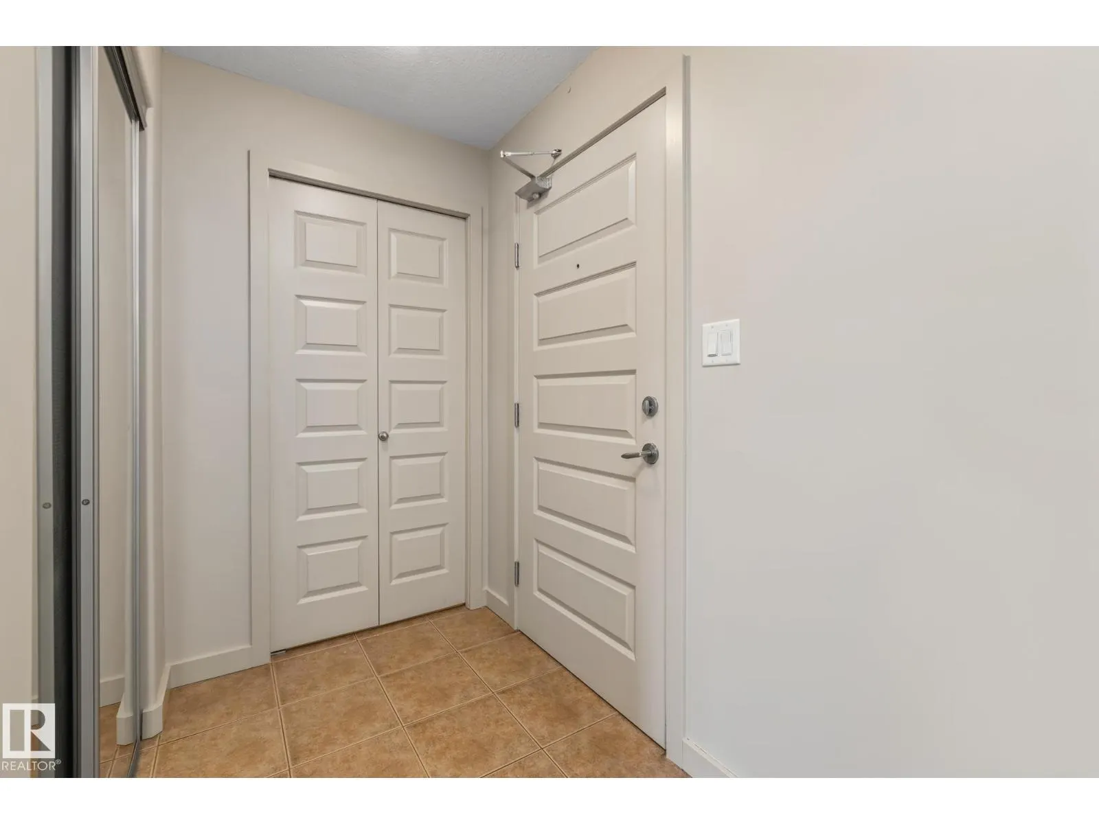 #313 11615 ELLERSLIE RD SW