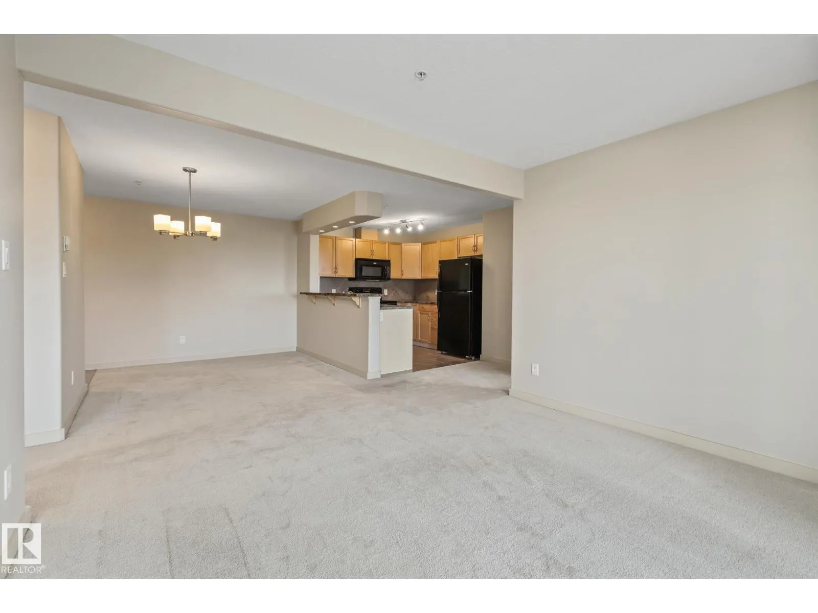 #313 11615 ELLERSLIE RD SW