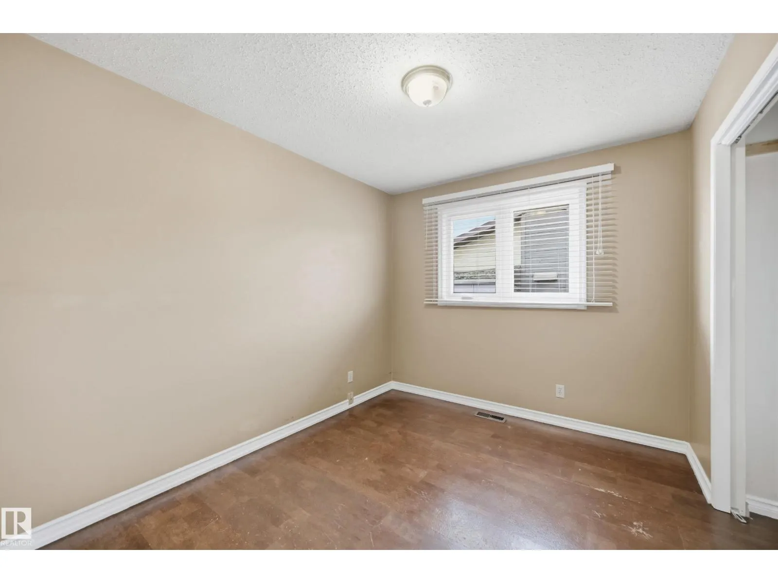 14231 24 ST NW