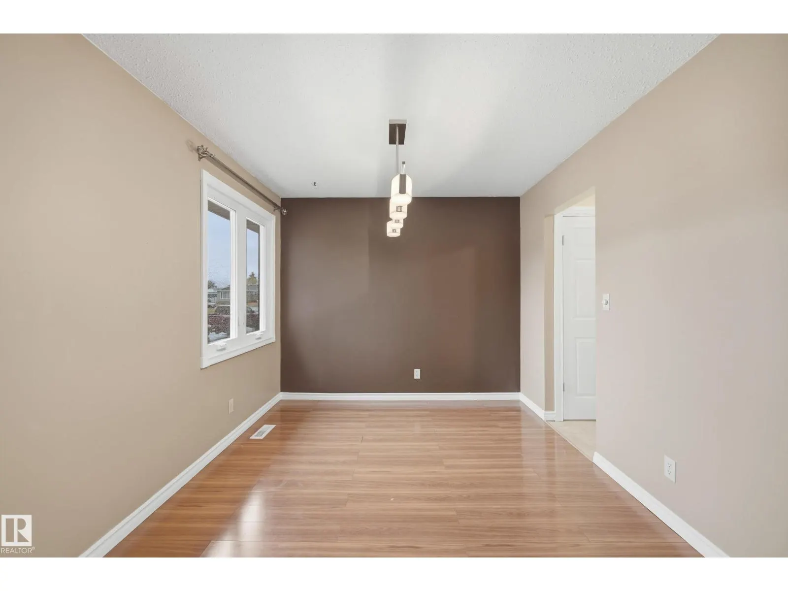 14231 24 ST NW