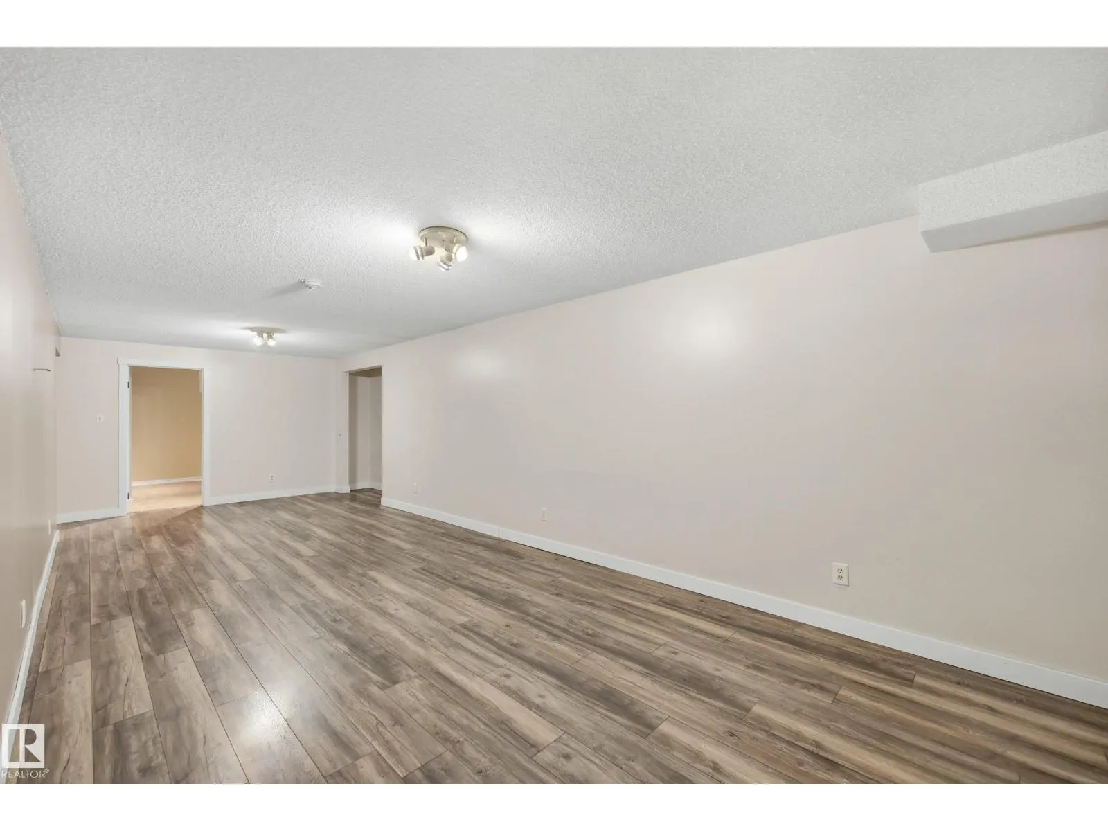 14231 24 ST NW