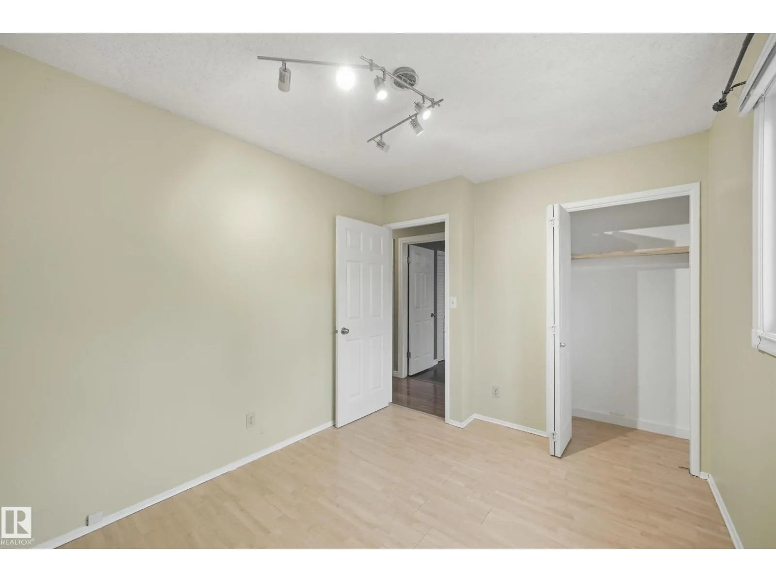 14231 24 ST NW