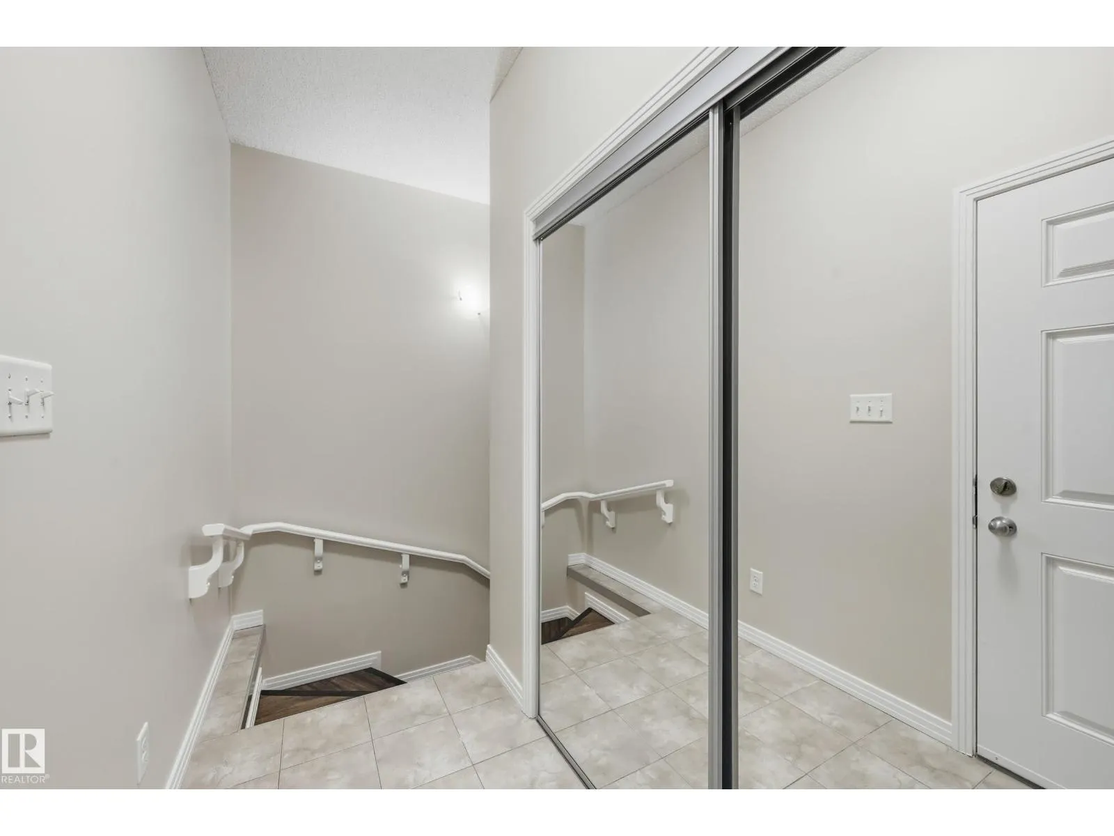3528 CLAXTON CR SW
