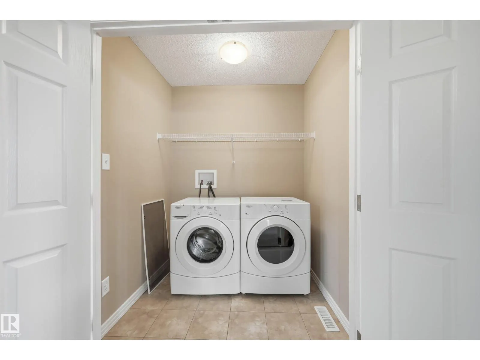 3528 CLAXTON CR SW