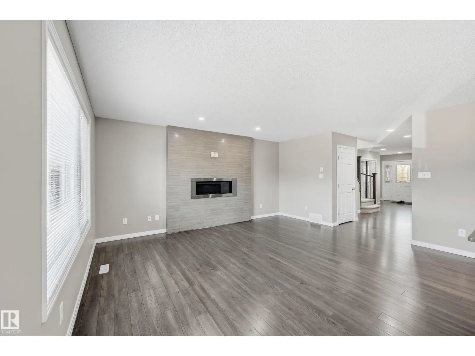 3528 CLAXTON CR SW