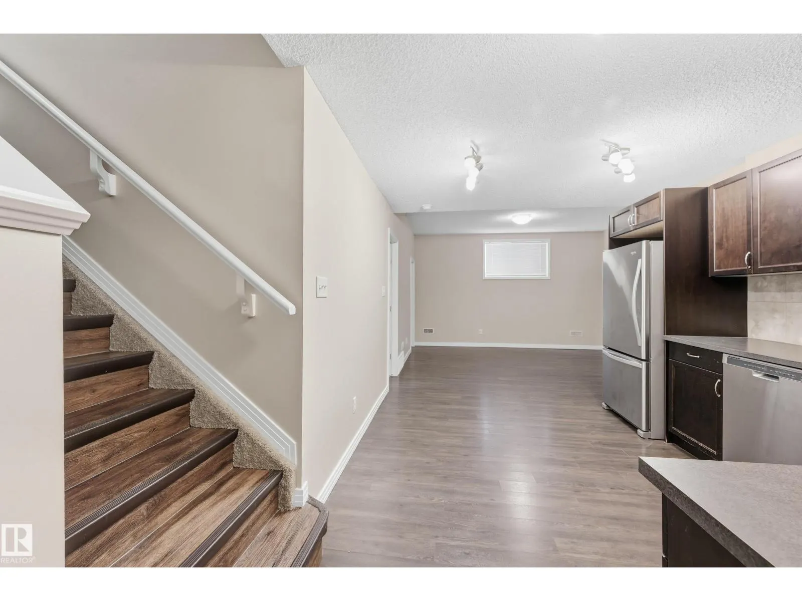 3528 CLAXTON CR SW