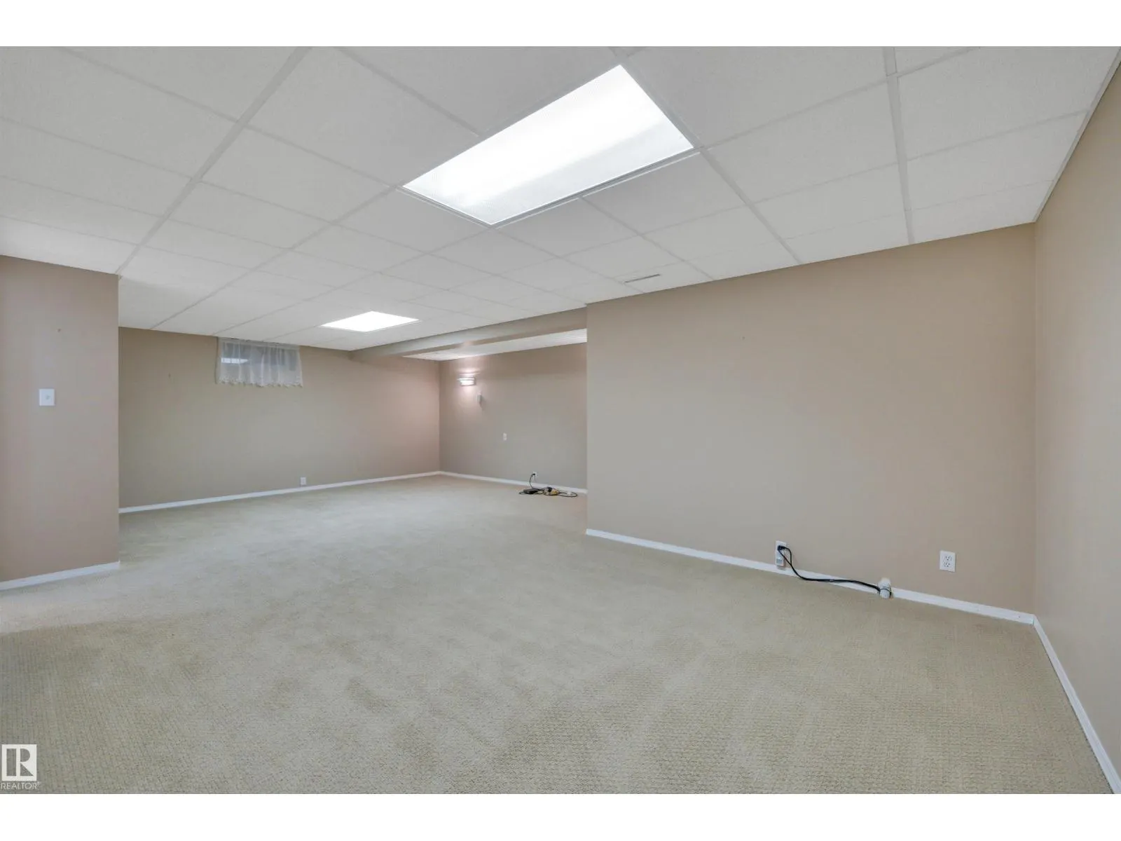 5604 94A AV NW