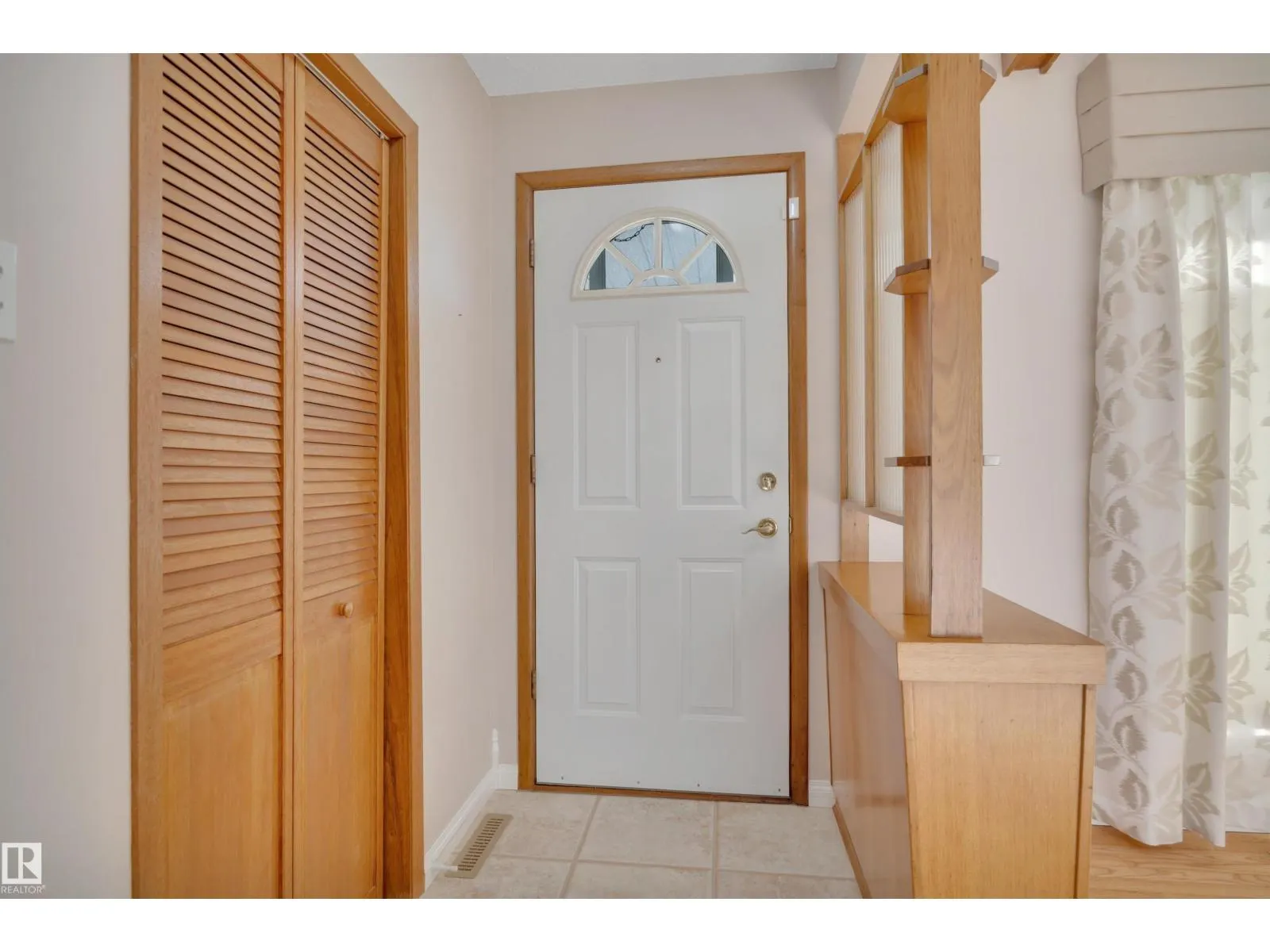 5604 94A AV NW