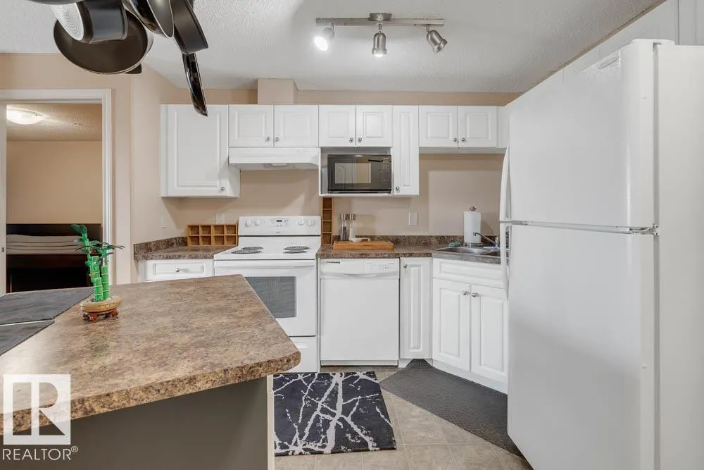 #312 155 EDWARDS DR SW