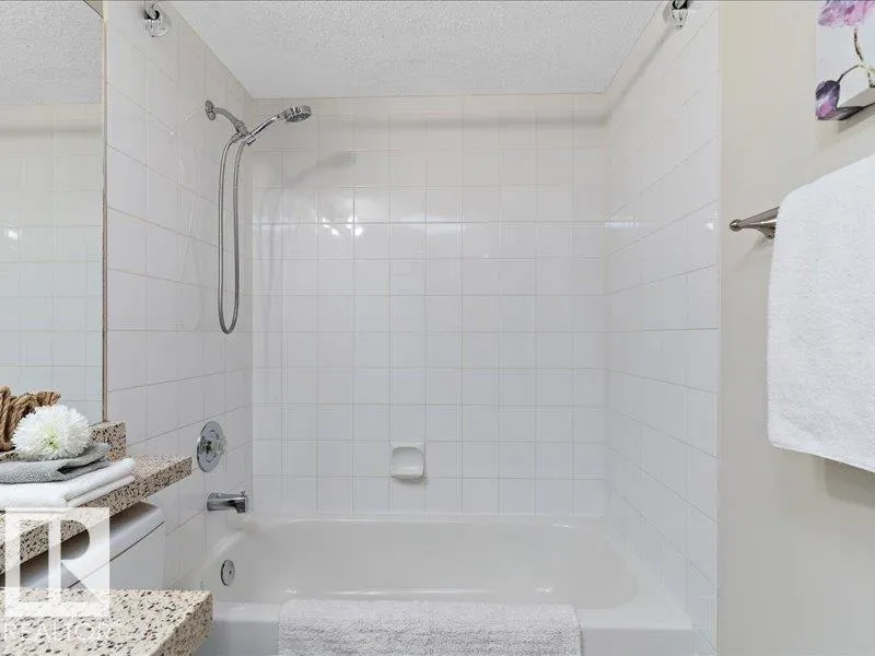 #204 9640 105 ST NW