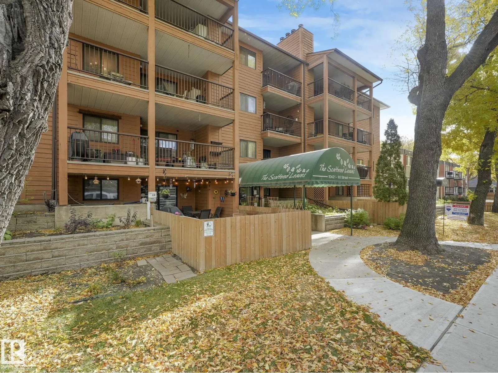 #107 10421 93 ST NW