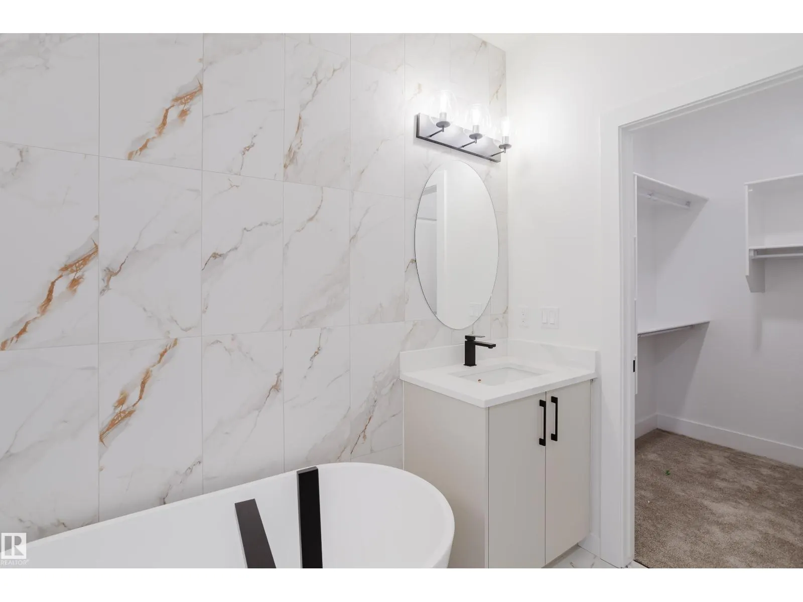 45 Renwyck PL